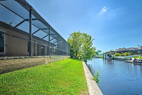 Private Pool & Grill: Canalfront Cape Coral Home