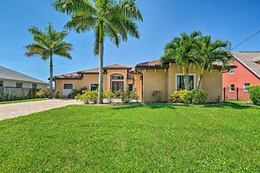 Private Pool & Grill: Canalfront Cape Coral Home