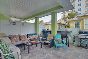 Breezy White Sands House Steps to Gulf Shore!