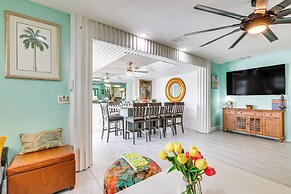 Breezy White Sands House Steps to Gulf Shore!