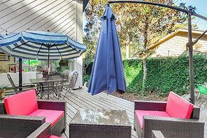 2 Mi to Beach: Hilton Head Home w/ Furnished Deck