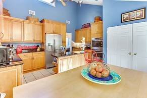 2 Mi to Beach: Hilton Head Home w/ Furnished Deck