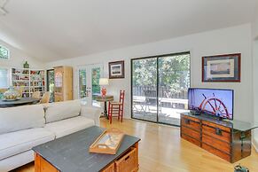 2 Mi to Beach: Hilton Head Home w/ Furnished Deck