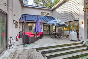 2 Mi to Beach: Hilton Head Home w/ Furnished Deck