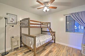 Charming Condo w/ Pool Access - Walk to Beach