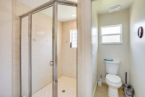 6 Mi to Waterpark: Tropical Home in Cape Coral