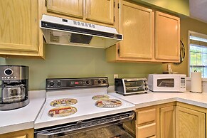 Aberdeen Club Golf Retreat, Short Drive to Beach!