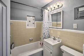 Ormond Beach Home w/ Screened Porch, Walk to Shore