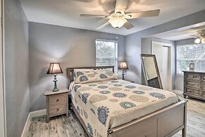 Ormond Beach Home w/ Screened Porch, Walk to Shore