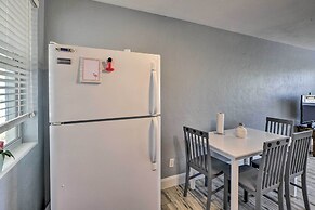 Ormond Beach Home w/ Screened Porch, Walk to Shore