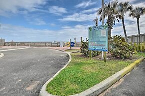 Ormond Beach Home w/ Screened Porch, Walk to Shore