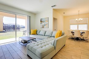 12 Mi to Disney: Home w/ Pool Access + Grill