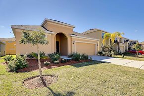 12 Mi to Disney: Home w/ Pool Access + Grill