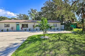 Central Gulfport Home < 1 Mi to the Beach!