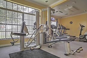 Chic Clermont Villa < 10 Mi to Disney Attractions!