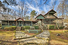 Charming Waterfront Ridgeway Cabin w/ Dock!