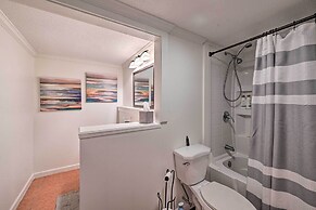 Chic House w/ Private Dock on Lake Hartwell!