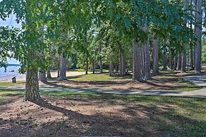 Chic House w/ Private Dock on Lake Hartwell!