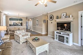 Pool, Beach & Golf: Barefoot Resort Condo!