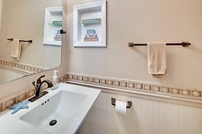 Coastal Vacation Rental - 2 Mi to Huntington Beach