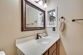 Coastal Vacation Rental - 2 Mi to Huntington Beach