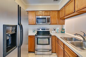 Coastal Vacation Rental - 2 Mi to Huntington Beach