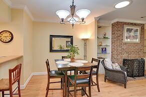 Cottage w/ Deck & Pool Access ~ 6 Mi to Beach