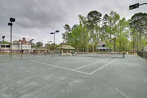 Cottage w/ Deck & Pool Access ~ 6 Mi to Beach