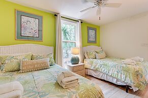Walk to Beach: Coligny Gem w/ Community Perks!