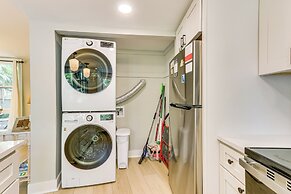 Walk to Beach: Coligny Gem w/ Community Perks!