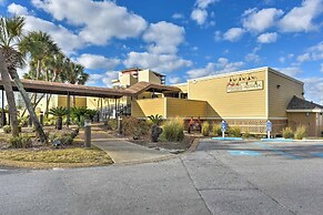 Cozy Destin Studio w/ Shared Pools + Beach Access!
