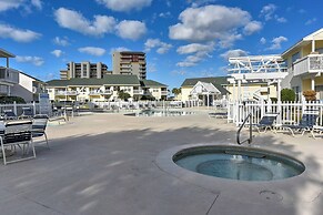 Cozy Destin Studio w/ Shared Pools + Beach Access!