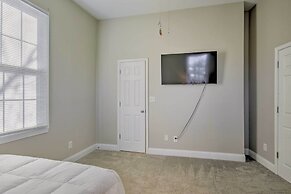 Columbia Home w/ Spacious Yard < 2 Mi to Dtwn
