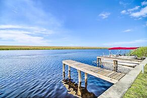Okeechobee Cabin in Waterfront Community w/ Dock!