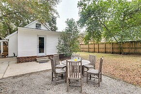 Cozy Home w/ Yard ~ 9 Mi to Dtwn Charleston!