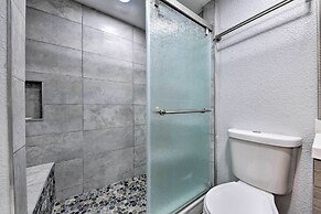 Cozy Jacksonville Studio - 10 Miles to Downtown!