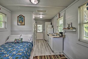 Daytona Beach Escape w/ Studio < 3 Mi to Beach!