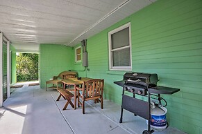 Daytona Beach Escape w/ Studio < 3 Mi to Beach!