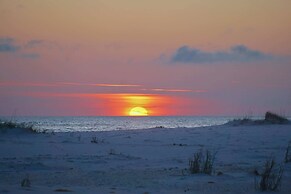 Emerald Hideaway Renovated Condo in Navarre Beach