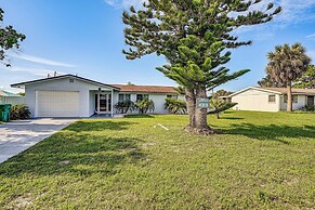 Englewood Escape w/ Screened-in Pool & Grill!