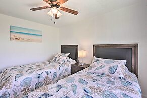 Englewood Escape w/ Screened-in Pool & Grill!