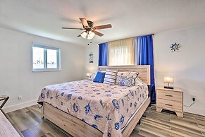 Englewood Escape w/ Screened-in Pool & Grill!