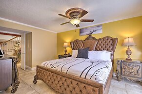 Cozy Home in Heart of Tampa w/ Lanai & Pool!