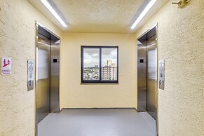 Daytona Beach Shores Condo w/ Ocean Views!