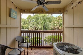 Steps to Beach, Coligny Plaza: Hilton Head Condo!