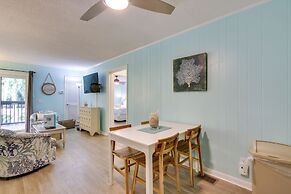 Steps to Beach, Coligny Plaza: Hilton Head Condo!