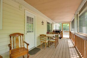 Screened Porch: Forested Tamassee Escape!