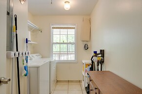 Screened Porch: Forested Tamassee Escape!