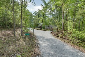 Screened Porch: Forested Tamassee Escape!