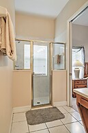 4 Mi to Disney: Kissimmee Group Getaway